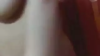 مراه جي من الشغل خلعت ملابسه ملط دخل عليه عيل صغير وناكها ص