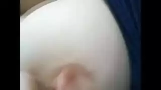 أول نكاح جماعي لملكة جمال عراقية تنتهي بالقذف داخلها