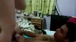 شاب عراقي يمنح الأرملة هزات جماع شديدة